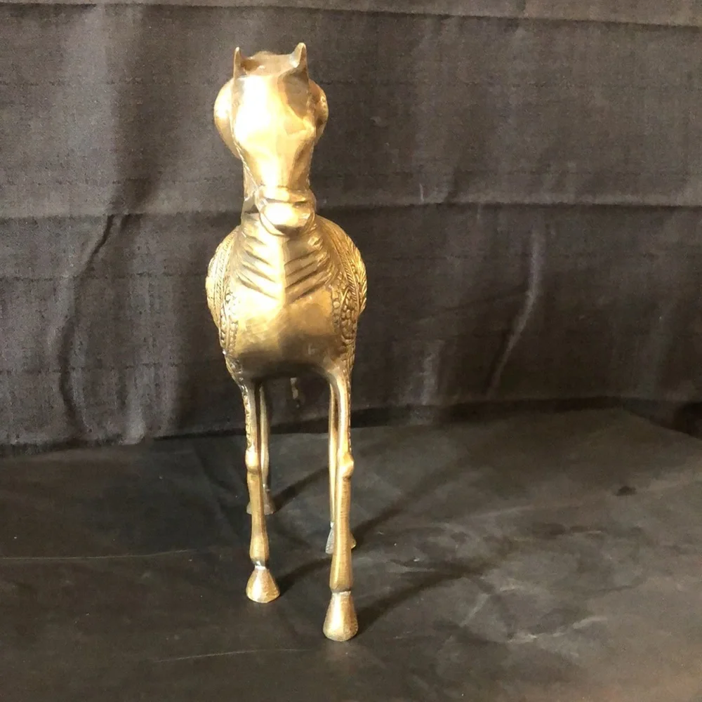 Medieval horse brass figure large 10” H 12” L midcentury Korea. Free standing - Picture 5 of 8